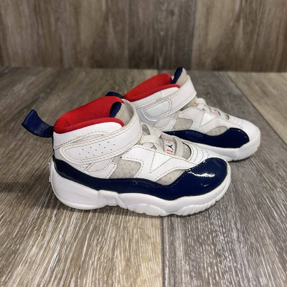 Nike Jumpman Two Trey DQ8433-102 White Youth US Size 6C Basketball Sneaker Shoes